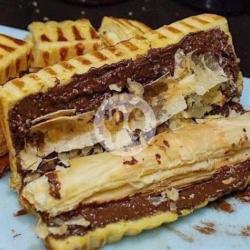 Puff Pastry Choco Crunchy Single