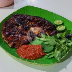 Nila Bakar   Lalap Sambel