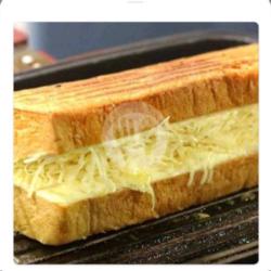 Roti Bakar Rasa Keju   Tiramizu