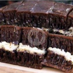 Terang Bulan Blackforest Keju Susu