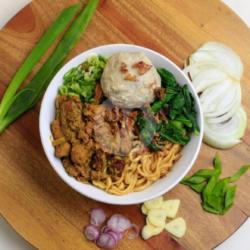 Mie Ayam Rempah Spesial   Bakso Jumbo