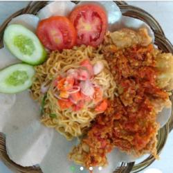 Mie Goreng Telur Geprek