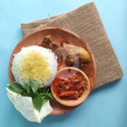 Ayam Goreng Empuk   Nasi