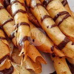 Crispy Banana Roll Chocolate