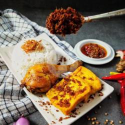 Puas Ayam Dan Tahu Goreng