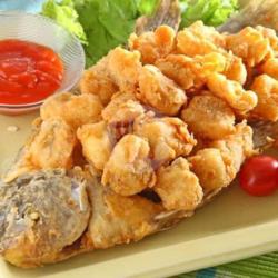 Ikan Bawal Laut Goreng Tepung