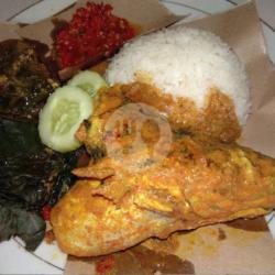 Nasi Asam Pedas Ikan Patin (kepala, Ekor)