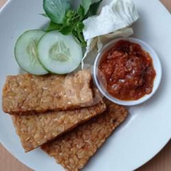 Tempe Goreng   Sambal   Lalapan