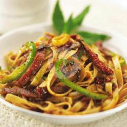 Hot And Spicy Beef (spaghetti/fettuccine)