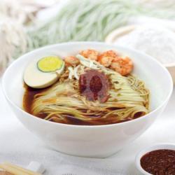 Mie Sari Kuah Udang Dengan Irisan Daging Ayam