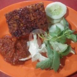 Tempe Bakar Pedas