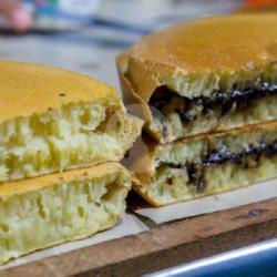 Kelapa Coklat