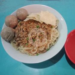 Mie Bakwan