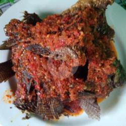 Nila Goreng Cabe Merah