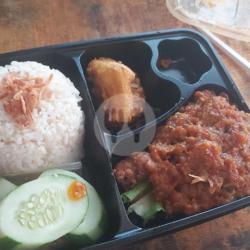 Paket Ayam Penyet Sambal Mantap