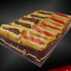 Roti Bakar Coklat Crunchy Strawberry  Susu Spesial (pisah)