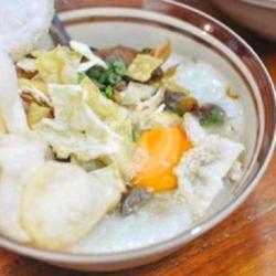 Bubur Ayam Telur Setengah Mateng