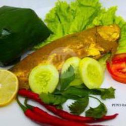 Pepes Bandeng Duri Lunak  Tidak Pedas