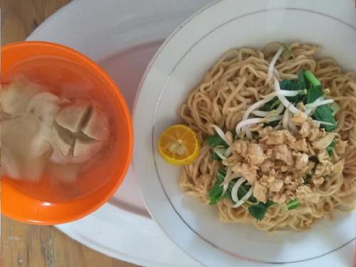 Mie Ayam Ay Bangka, Cisauk