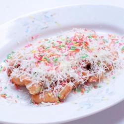 Pisang Tanduk Crispy Keju Mesis Warna Susu