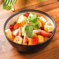 Seasonal Fruit Salad