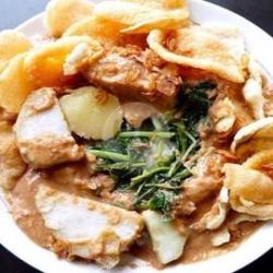 Gadogado Lontong