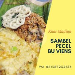 Pecel(tanpa Nasi) Mendoan