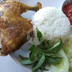 Nasi Ayam Goreng Besar