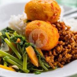 5x Nasi Rames Telor Balado,orek Tempe,sayur