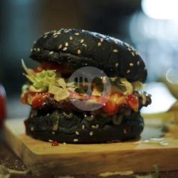 Beef Black Burger