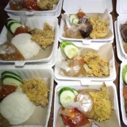 Nasi Ayam Saos Pedas Manis