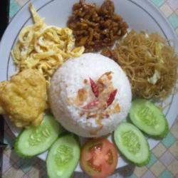 Nasi Uduk Campur