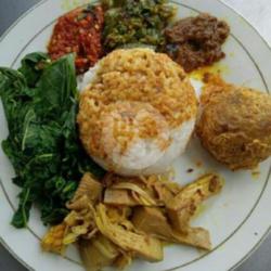 Nasi   Ikan Balado   Perkedel Sayur Komplit