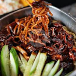 Jjajangmyeon Chicken