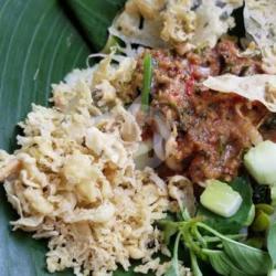 Lontong Pecel Sayur Lengkap