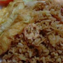 Nasi Goreng Ikan Asin   Telur Dadar