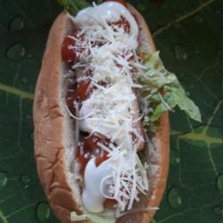 Hot Dog Double Sosis Ayam   Keju