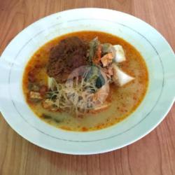 Lontong Sayur   Rendang