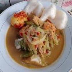 Lontong Sayur Telur Balado