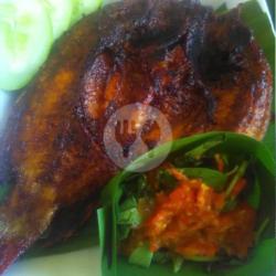 Ikan Nila Bakar Sambel Kemangi