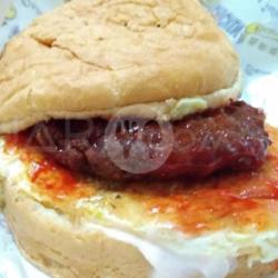 Burger Sapi Sosis Lokal