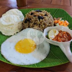 Nasi Kebuli Telor Ceplok