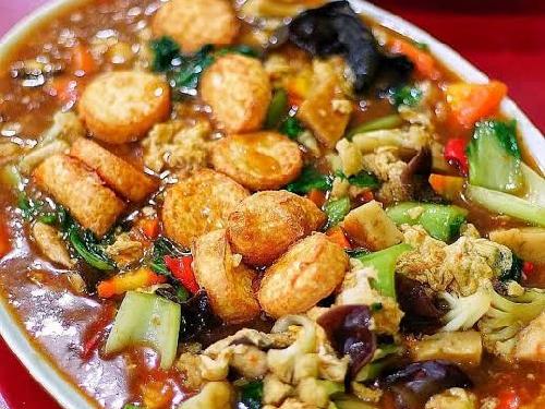 Cahaya Baru Chinese Food