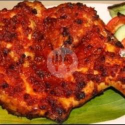 Ayam Bakar Bumbu Rujak Dada Sayap