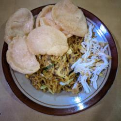 Mie Oseng Ayam