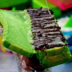 Roti Bakar Pandan Cokelat Lumer Susu