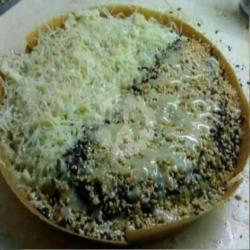 Martabak Manis Original Keju Campur   Martabak Telor Isi 3 Daging Sapi