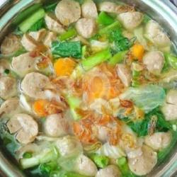 Sayur Sop Bakso Dan Ayam Suwir