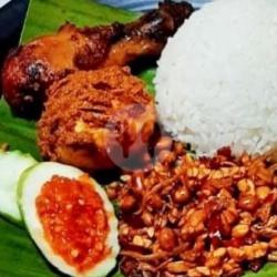 Nasi Campur Ayam