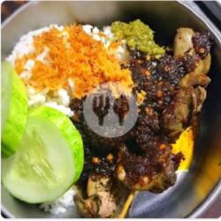 Nasi Atiampela Bumbu Hitam Sambel Ijo